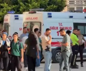 Türkiyədə məktəb qarşısında silahlı hücum olub, 4 şagird yaralanıb