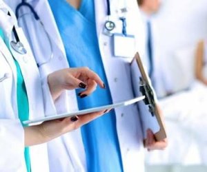 Azərbaycanda həkimlərin sayı 1,3%, psixiatrların sayı 12% azalıb