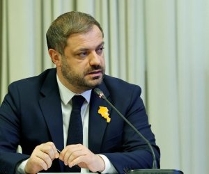 Армения экспортировала партию алюминиевой фольги в Азербайджан