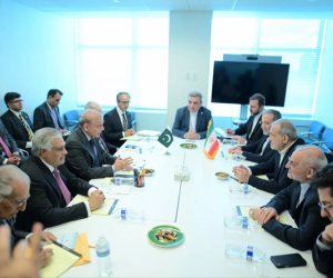 Şahbaz Şərif və Pezeşkian Nyu-Yorkda regional vəziyyəti müzakirə ediblər