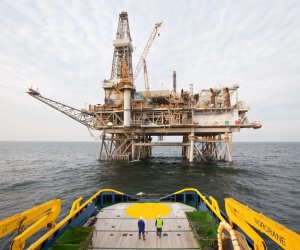 
Azərbaycan neftinin qiyməti 126 dollara yaxınlaşıb