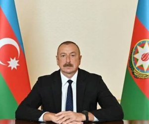 İlham Əliyev Qazaxıstan Prezidentinə başsağlığı verib