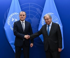 Ceyhun Bayramov BMT baş katibi ilə regional və qlobal məsələləri müzakirə edib