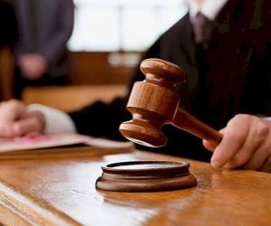 Rusiyada 11 il əvvəl qadını öldürən iki Azərbaycan vətəndaşına hökm oxunub