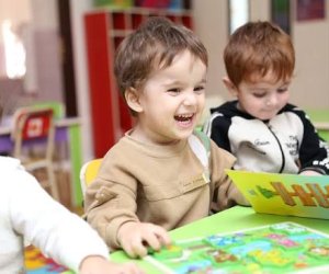 Bağçaya növbəsi çatan valideyndən 100 manat tələb olunur - İDDİA