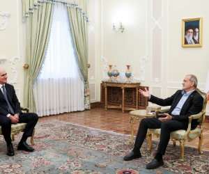 Şahin Mustafayev İran Prezidenti ilə görüşüb