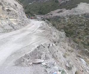 
Quba-Xınalıq yolunda sürüşmə olub