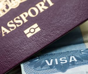 Trampın prezidentliyi dövründə təxminən 250 min viza ləğv edilib
