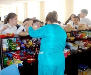 Sumqayıtda 14 şagird zəhərlənmə şübhəsi ilə xəstəxanaya yerləşdirilib