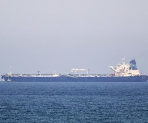 США задержали судно, перевозившее топливо на Кубу