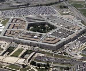 Bloomberg: Пентагон сократит выплаты военным киберспециалистам