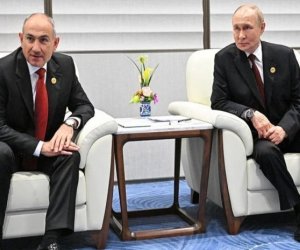 Pashinyan and Putin hold phone talks