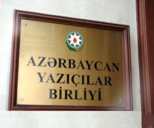 AYB üzvlük haqqını ödəməyənlərlə bağlı xəbərdarlıq edib