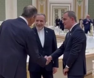Bayramov, Lavrov və Əraqçi MDB sammitindən əvvəl qısa söhbət ediblər
