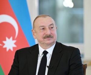 Prezidentin sosial media hesablarında Türkmənistana işgüzar səfəri ilə bağlı videoçarx paylaşılıb
