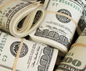 Dollar 1,70, avro 1,9053 manat oldu