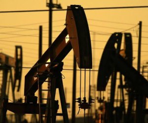 Удары хуситов взвинтили цены на нефть