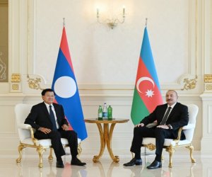 
Azərbaycan və Laos prezidentlərinin təkbətək görüşü olub