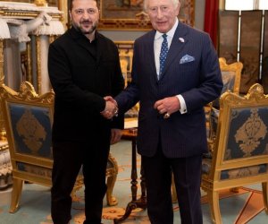 Зеленский встретился с Карлом III
