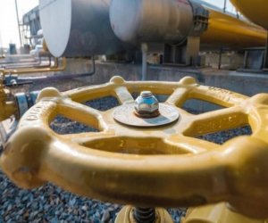 EU gas storage levels dip to 74%, lowest for date since 2011