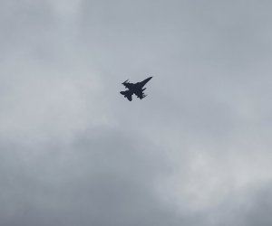 Литва и Латвия закрывали аэропорты и поднимали авиацию НАТО