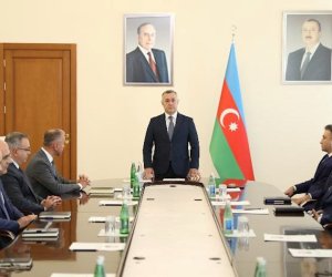 Nazir təyin olunan Anar Bayramov kollektivə təqdim edilib