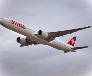Самолет SWISS совершил вынужденную посадку в Баку