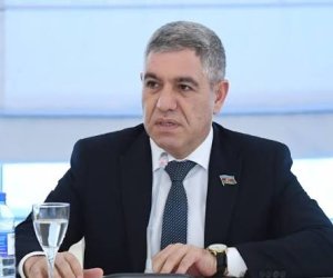 Azerbaijani lawmaker calls for lower POS transaction fees