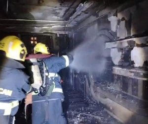 Bakıda çoxmərtəbəli yaşayış binasında yanğın baş verib, sakinlər təxliyə edilib