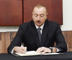 Алиев утвердил договор о союзнических отношениях с Кыргызстаном