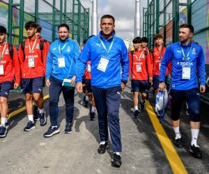 Сборная Азербайджана готовится к матчу открытия чемпионата мира по футболу