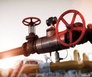 Natural Gas Futures Drop on New York Mercantile Exchange