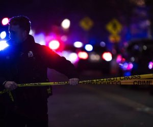 В США при стрельбе возле университетского стадиона пострадали 12 человек