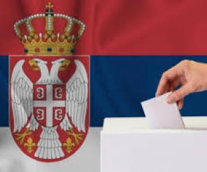 Serbiyada növbədənkənar parlament seçkiləri keçirilir