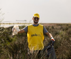 Yelo Bank провёл экологическую акцию по очистке побережья в Говсане
