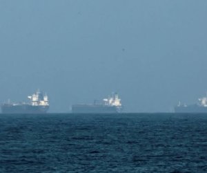 КСИР сообщил о подорвавшемся на мине танкере в Ормузском проливе