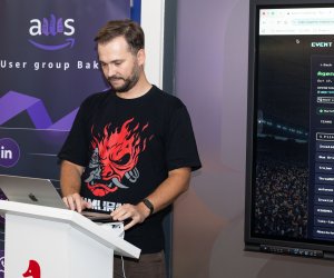 32 AI-powered teams compete in virtual football tournament