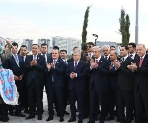 Ceyhun Bayramov Türk Dövlətləri Sivilizasiya Parkının açılışında iştirak edib