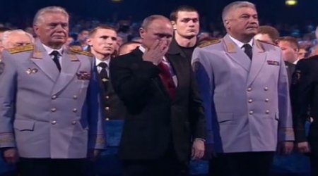 Путин «пустил слезу» прямо на концерте -ВИДЕО