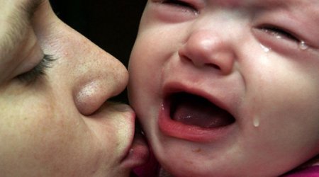 После обрезания ребенок впал в кому -ВИДЕО