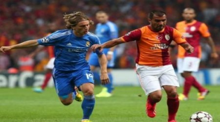 ÇL: "Real" 10 nəfərlə qalib oldu