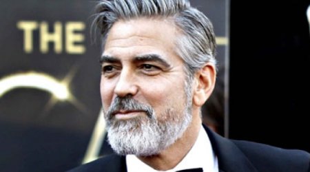 Məşhur aktyor "Twitter” istifadəçilərini təhqir etdi