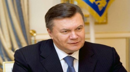 Yanukoviç aksiyalarda saxlanılanların əfv olunmasını təklif edir