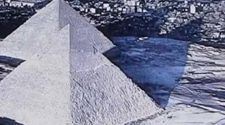 Египетские пирамиды  оказались под снегомВИДЕО