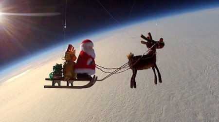Санта Клаус в космосе - ФОТО+ВИДЕО