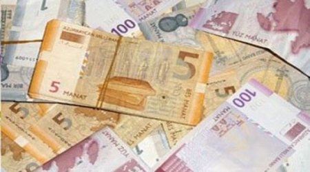 Зарплату учителей и врачей повысят