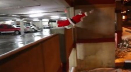 Ролик с Сантой-экстремалом - хит Интернета -ВИДЕО