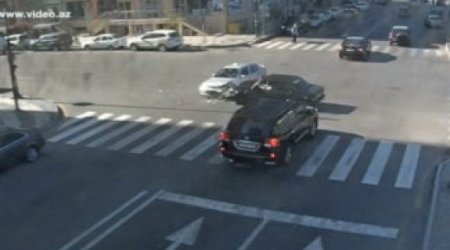«Проклятые перекрестки»: о ДТП в Баку -ВИДЕО
