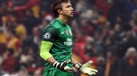 "Qalatasaray" Muslera ilə müqaviləni yenilədi