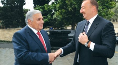 Milli Məclisin sədri 60-ı haqladı